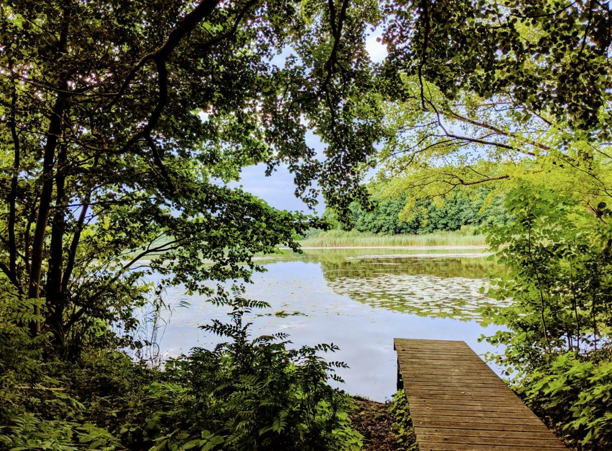 Ferienhaus Am See Wesenberg Eksteriør bilde